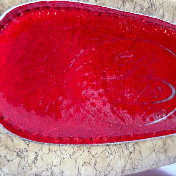 Red Patent leather sandals with cork wedge heel by Bolaro - Picture 7 of 7